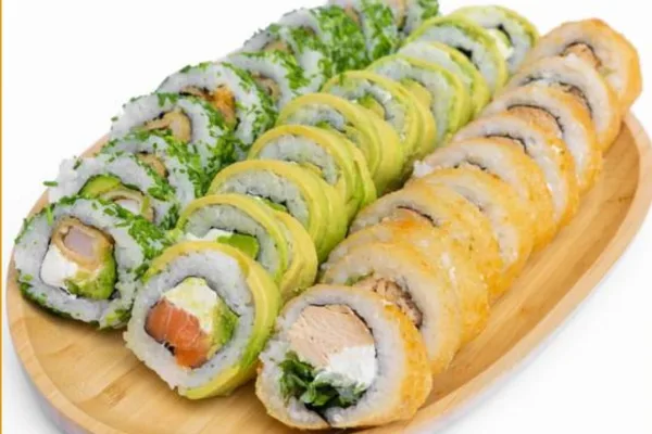 ¡Deliciosas piezas de sushi a precio especial! — Yaju Sushi